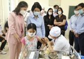 Sau khi tiêm vaccine COVID-19 trẻ từ 5-12 tuổi có thể gặp những phản ứng gì?