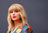 Cách Taylor Swift sử dụng khối tài sản triệu USD khác biệt so với các nghệ sĩ giàu có ở Hollywood