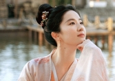 Lưu Diệc Phi: 'Bình hoa di động' của làng giải trí Hoa ngữ và cú lội ngược dòng ngoạn mục với 'Mộng hoa lục'