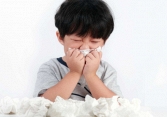 4 nguyên tắc chăm sóc trẻ để phòng bệnh thời điểm giao mùa