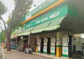 TPHCM: 54 cây xăng hết xăng, huy động 80 xe bồn bơm gấp trong đêm