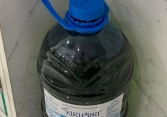 Bác sĩ ở TPHCM được bệnh nhân tặng... 10 lít xăng