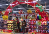 Hà Nội: Siêu thị rầm rộ khuyến mãi sớm hàng hóa Tết Quý Mão 2023
