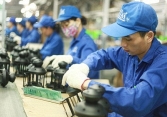 Thủ tướng hỏa tốc yêu cầu thanh toán đầy đủ tiền lương, thưởng Tết cho người lao động