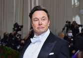 Elon Musk, người đầu tiên trên thế giới mất hơn 200 tỷ USD