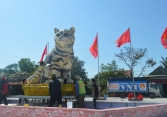 Linh vật mèo ở Quảng Trị nhận 'cơn mưa' lời khen