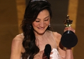 Dương Tử Quỳnh thắng giải Nữ chính xuất sắc tại Oscar 2023