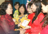 Cần có cơ chế ưu tiên cho nữ trí thức tham gia các đề tài nghiên cứu khoa học
