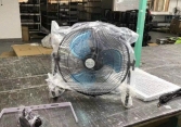 Loạn giá quạt tích điện từ Trung Quốc 