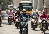 Bắc Bộ nắng nóng gay gắt, có nơi trên 37 độ C, Hà Nội oi bức