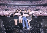 Đêm nhạc BLACKPINK ở Hà Nội chỉ có 13 bài, khán giả Việt bị sốc