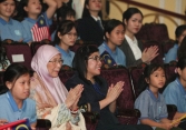 Phu nhân Thủ tướng Việt Nam và Malaysia thưởng thức múa rối nước