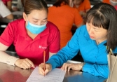 Nhiều chính sách hỗ trợ lao động nữ ngoài 35 tuổi
