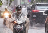 Bắc Bộ và Nam Bộ sắp đón mưa lớn diện rộng