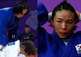 Đang thi đấu võ sĩ tại ASIAD có hành động bất ngờ khiến đối thủ bật khóc nức nở, lập tức bị xử thua sau đó