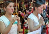 Con gái cố NS. Vũ Linh lộ diện tại buổi cúng Tổ nghiệp, lên đồ sang trọng quá khác trước đây