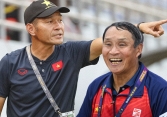 Ứng viên kế nhiệm HLV Mai Đức Chung: 5 năm lăn lộn với bóng đá Việt Nam, cặm cụi cùng VFF lo giấc mơ World Cup