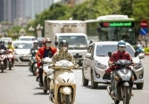 Bắc Bộ và Nam Bộ ngày nắng, từ Thanh Hóa đến Thừa Thiên-Huế có mưa