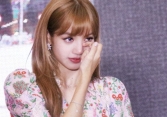 Netizen Trung đay nghiến Lisa sau nghi vấn bị “phong sát” vì ồn ào biểu diễn ở bar thoát y 