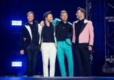 Đại diện BTC show Westlife lên tiếng về tranh cãi hạng vé mới: “Mở ra vì tình trạng lừa đảo vé trên MXH, đã thống nhất với band”