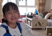 Mẹ lên mạng than thở con gái đua đòi phù phiếm, nghe hết câu chuyện, cư dân mạng 'quay xe' mắng: Chị mới là người đáng trách!