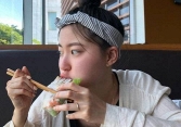 Kiểu giảm cân gây mất cơ nhanh nhưng không giảm được lạng mỡ nào, tiếc là nhiều chị em hay làm theo