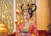 Bùng nổ MXH tối nay: Rộ tin 'Chu Chỉ Nhược đẹp nhất màn ảnh' qua đời, không ai liên lạc được