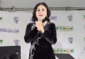Bị đồn qua đời, Thanh Tuyền xuất hiện xinh đẹp và lên tiếng: 'Họ lấy hình tôi bị gãy chân'