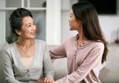 Nếu được mẹ chồng yêu quý kiểu này thì tôi mong bà ghét tôi đi!