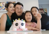 Người đẹp Việt là “Hoa hậu đẹp nhất châu Á' giờ sống viên mãn, cho con học trường học phí 1 năm mua được cả 1 căn hộ