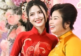 Chu Thanh Huyền hạnh phúc bên mẹ, bố vợ tất bật chuẩn bị đón con rể quý - Quang Hải