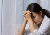 Đã nhiều lần chồng tôi chỉ dùng lời nói cũng khiến cả nhà vợ tổn thương