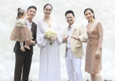 Con gái MC Anh Tuấn và vợ kém 14 tuổi hiếm hoi lộ diện công khai, diện mạo thu hút sự chú ý