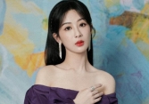 Dương Tử cực dễ thương bên 'tình mới' kém 8 tuổi, 'cưa sừng làm nghé' quá đỉnh làm fan rần rần