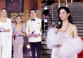 Lương Thùy Linh khoe visual sáng bừng, chiếm spotlight trong lần đầu tiên làm host tại sự kiện quốc tế