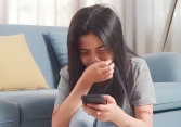 “Mẹ ơi, con lên thiên đường rồi, ở đây mệt quá!”: Bà mẹ dũng cảm công khai 'bê bối' của gia đình, hàng ngàn phụ huynh chết lặng