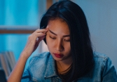 Trong bữa cơm sum họp, bố giới thiệu vợ sắp cưới khiến anh tôi phẫn nộ phản đối