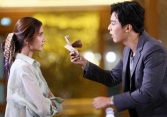 Mỗi tối chồng đều ôm gối ra ngoài ngủ riêng để 'dằn mặt' vợ khiến tôi ức chế tột cùng
