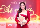 'Mẹ bầu' Thu Quỳnh khoe vóc dáng thon gọn khi đi dự sự kiện cùng Hoa hậu Đỗ Thị Hà