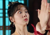 Phim cổ trang mới chiếu đã nhận bão 5 sao vì 'xuất sắc bất ngờ', nam chính 20 năm nhan sắc không đổi 'gây sốt'