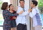 Bị bố vợ đòi nợ, chồng tôi nói một câu khiến ông ức chế quay sang trách mắng và đuổi mẹ tôi ra khỏi nhà