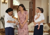 Thấy con dâu bị chê bai ngoại hình, mẹ chồng tôi nói một câu khiến họ cứng họng nhưng tôi tủi thân tột cùng