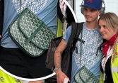 Quý tử nhà Beckham đeo túi trăm triệu đi du đấu, xuất hiện cực 'chill' tại sân bay