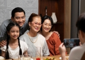 Nhìn thành quả dạy con của mẹ chồng, tôi muốn đưa 2 cháu về sống với bà để được 'hưởng lây'