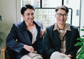 Mẹ Ninh Anh Bùi đã nói gì với bố của 'Âm iu ơi' khi phát hiện 2 con trai thân thiết khác lạ, hiện tại mối quan hệ ra sao?