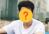 Hot “bạo” MXH Weibo: Nam thần màn ảnh gây sốc khi tuyên bố giải nghệ, về thừa kế sản nghiệp tập đoàn bất động sản?