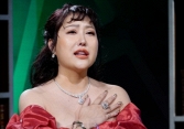 Phi Thanh Vân: 9 bác sĩ thay phiên mổ trong 12 tiếng, ôm con về nhà khóc với bố mẹ sau 2 lần ly dị