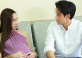 Đi khám thai gặp người yêu cũ đang làm bác sĩ, anh hỏi một câu mà tôi tê tái cõi lòng