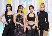 Hé lộ chi phí YG 'đặt cọc' để tái ký với BLACKPINK, con số gây choáng lên đến 750 tỷ đồng!