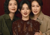 Sao nữ gây tranh cãi vì ngó lơ Triệu Lệ Dĩnh khi nhận giải, còn bị nghi phát biểu “đá đểu” đàn em